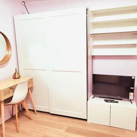 Apartment Golden Art *