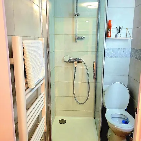 Golden Art Apartment